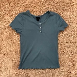 Girls large art class shirt